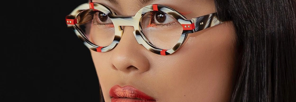Eyeglasses