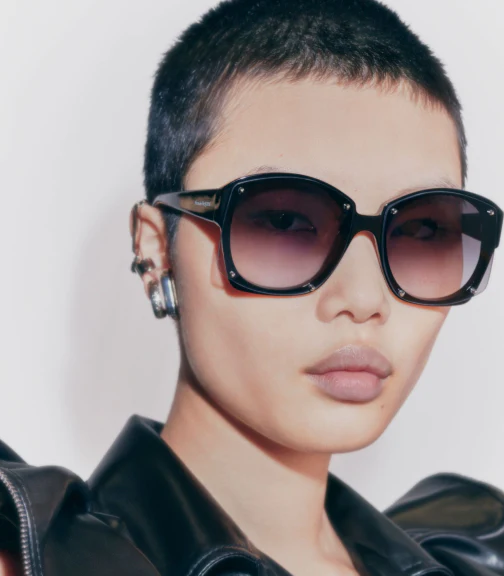 About Alexander McQueen
