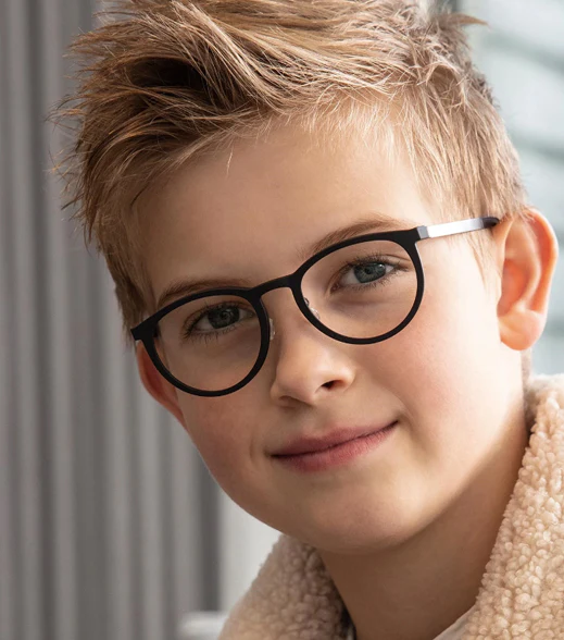 Lindberg Kid|teen History